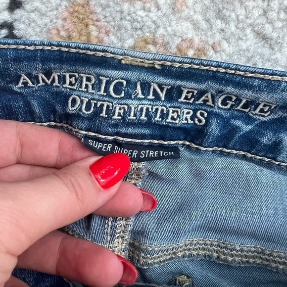American Eagle Super Super Stretch Jegging Distressed 2 - Picture 4 of 6